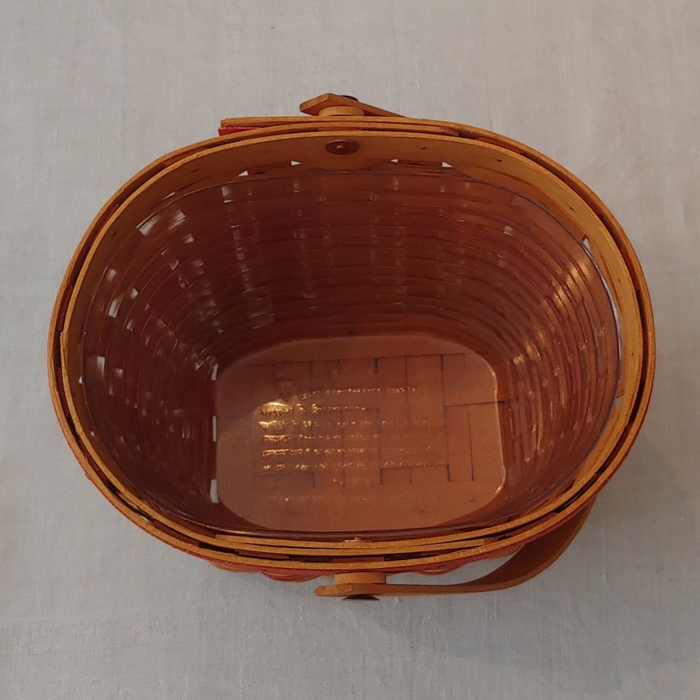 Longaberger Mother's Day Basket - Picture 15 of 16